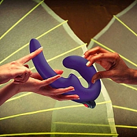 Анатомический страпон с вибрацией фиолетовый ShareVibe