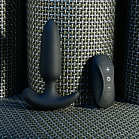 Анальная вибропробка с пультом ДУ Black Beauty