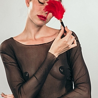 Тиклер Burlesque Plume Red